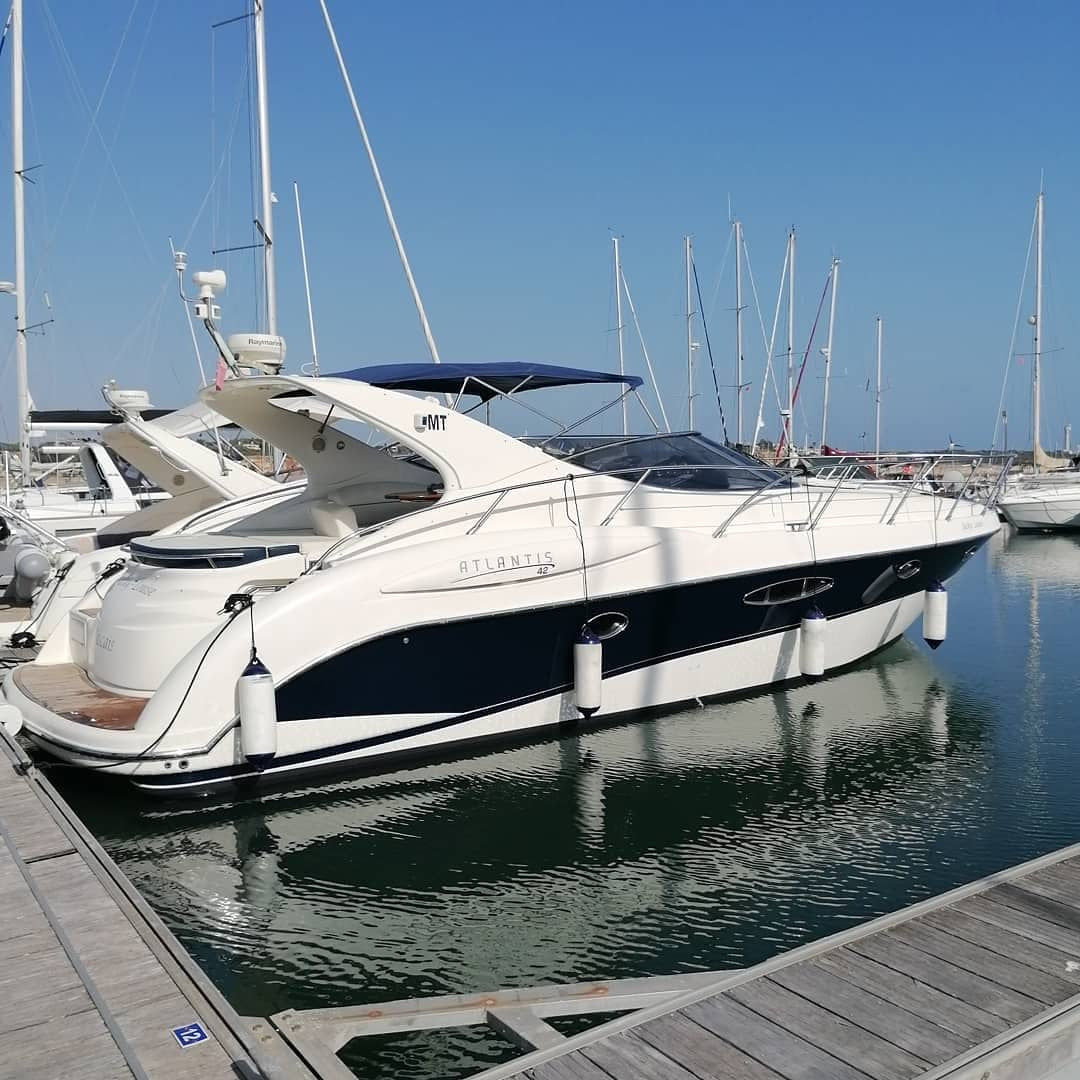 Balade Privée en Yatch (jusqu'à 10 pers.)